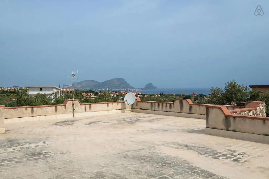 Villa Aurora Altavilla Milicia 0*,